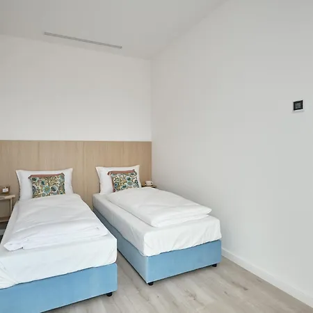 Symphony Krakowska 35 By Ina 3* Wroclaw