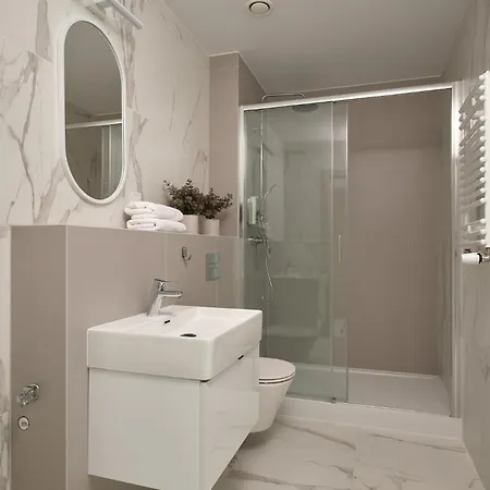 Symphony Krakowska 35 By Ina Aparthotel 3*